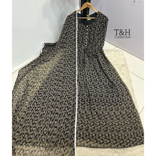 Elegant Chiffon Maxi with Matching Dupatta – New Arrival ✨